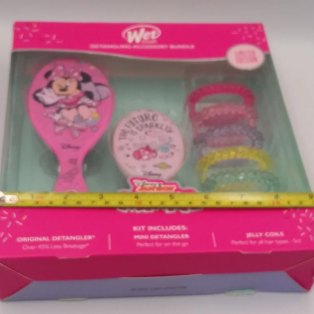 Wet Brush Disney Junior Minnie Mouse Detangling Accessory Bundle Limited Edition